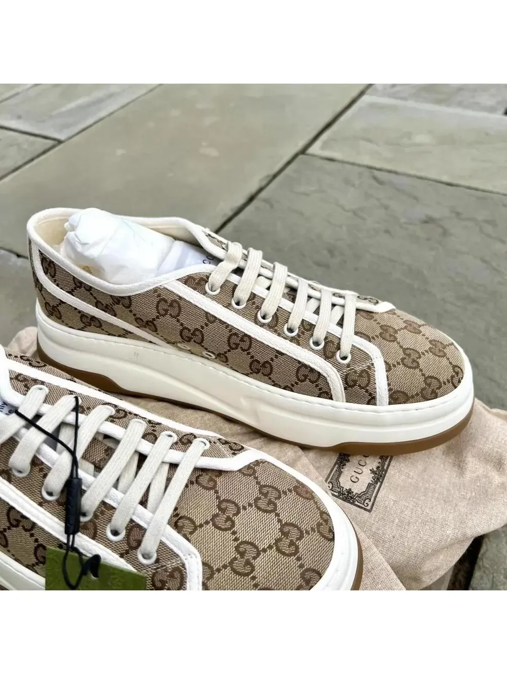 New in Box Gucci GG canvas Low Top T.Original GG Size 11